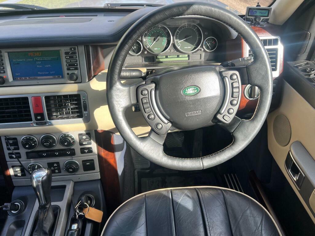 Land Rover Range Rover Vogue Silver #27