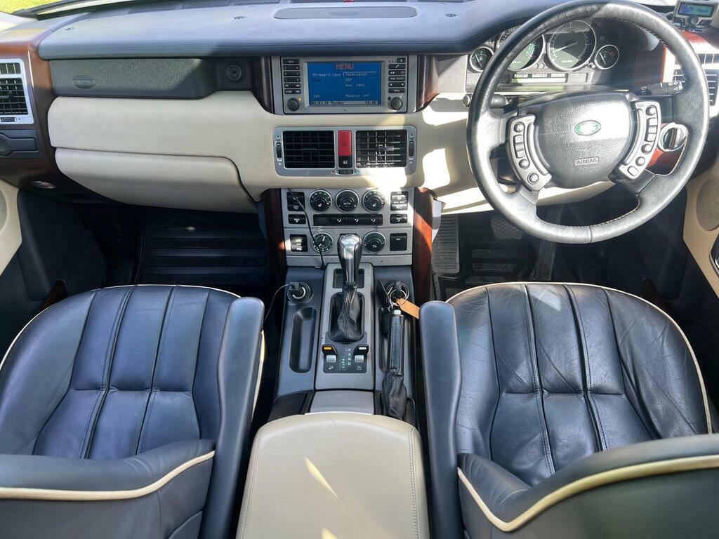 Land Rover Range Rover Vogue Silver #3