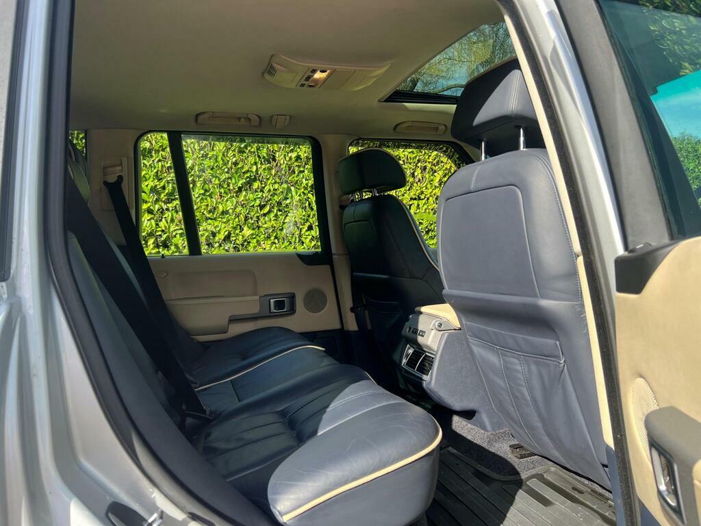 Land Rover Range Rover Vogue Silver #10