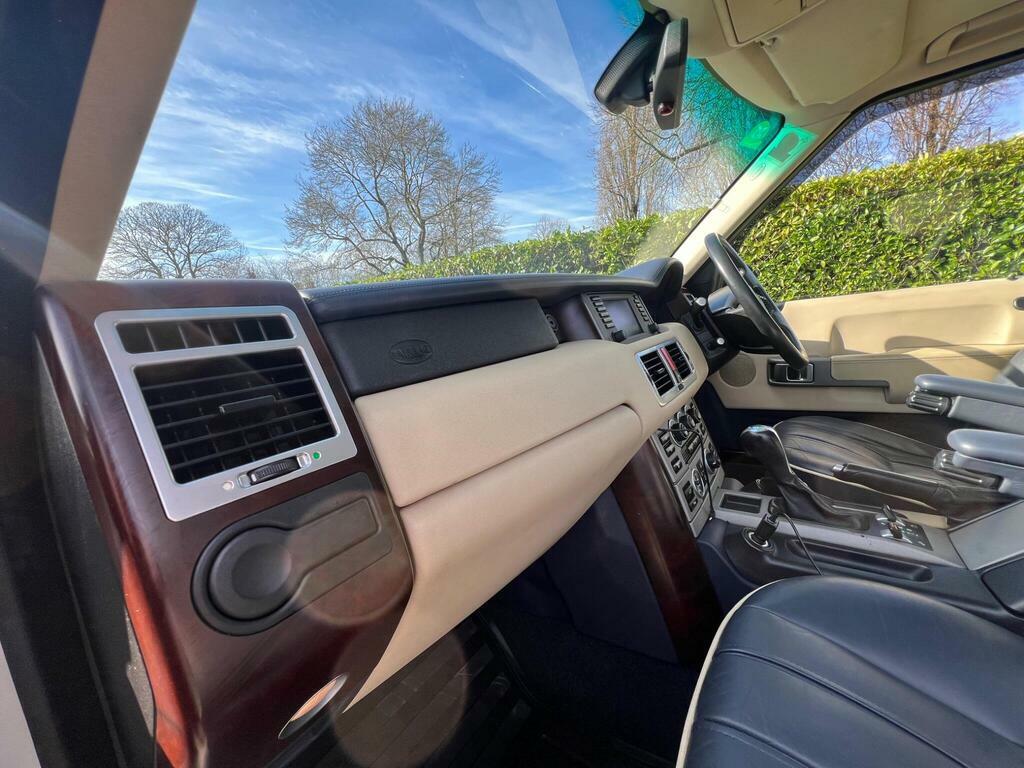 Land Rover Range Rover Vogue Silver #31