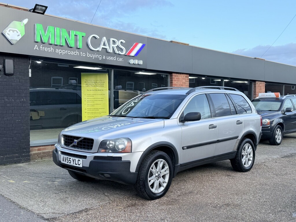 Volvo XC90 Suv 2.4 D5 Se 200555 Silver