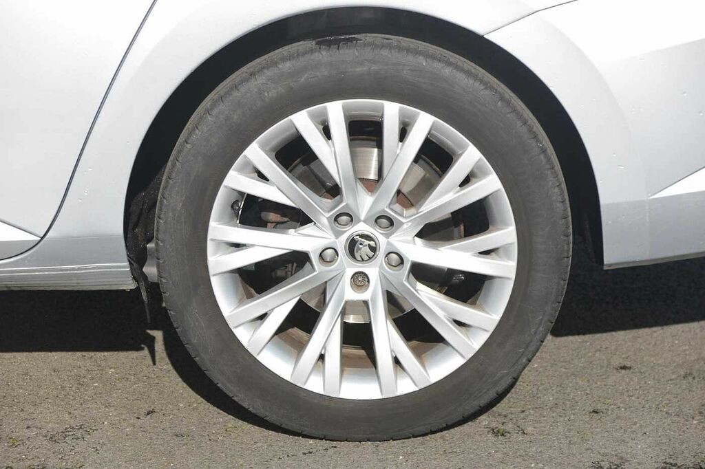 Skoda Superb 2.0 Tdi Cr Se L Dsg DC23CVV Silver #5