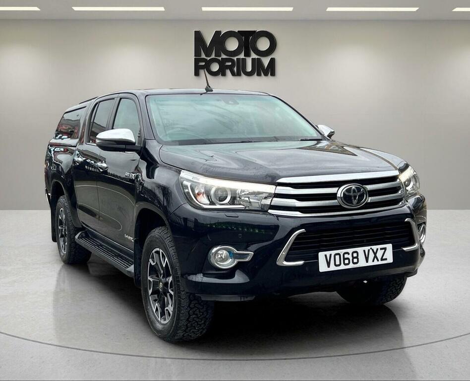 Toyota HILUX Pickup 2.4 D-4d Invincible X 4Wd Euro 6 Ss VO68VXZ Black #2