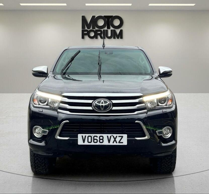 Toyota HILUX Pickup 2.4 D-4d Invincible X 4Wd Euro 6 Ss VO68VXZ Black #5