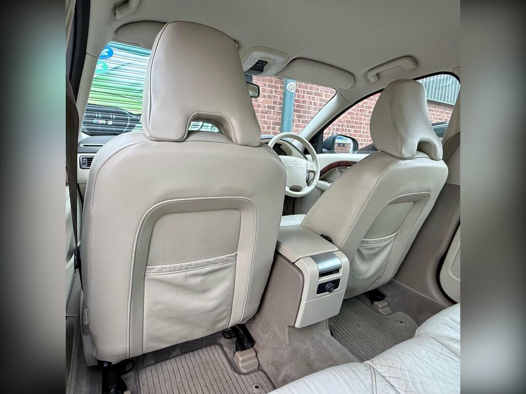 Volvo S80 Executive V8 Awd White #40