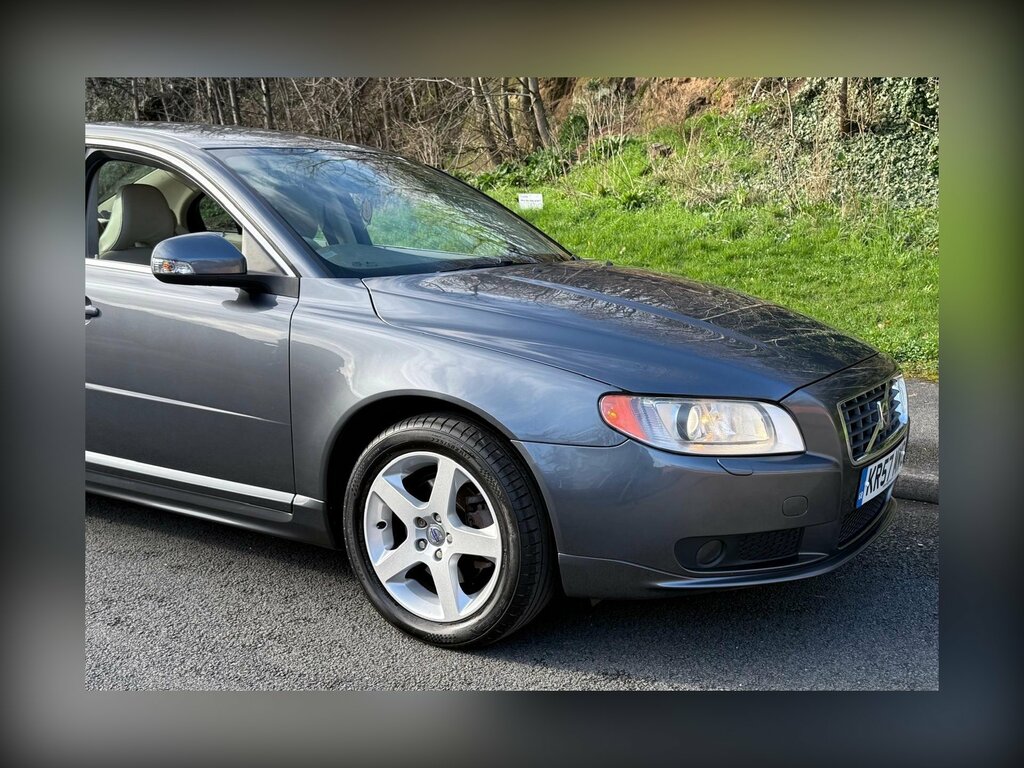 Volvo S80 Executive V8 Awd White #50