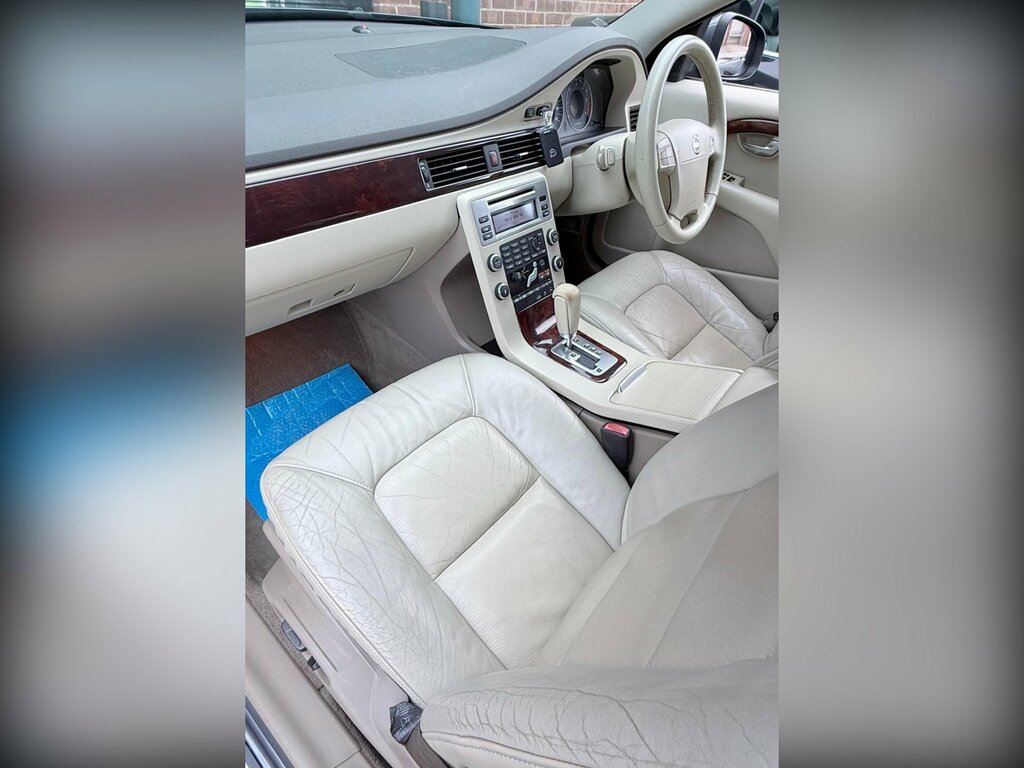 Volvo S80 Executive V8 Awd White #23
