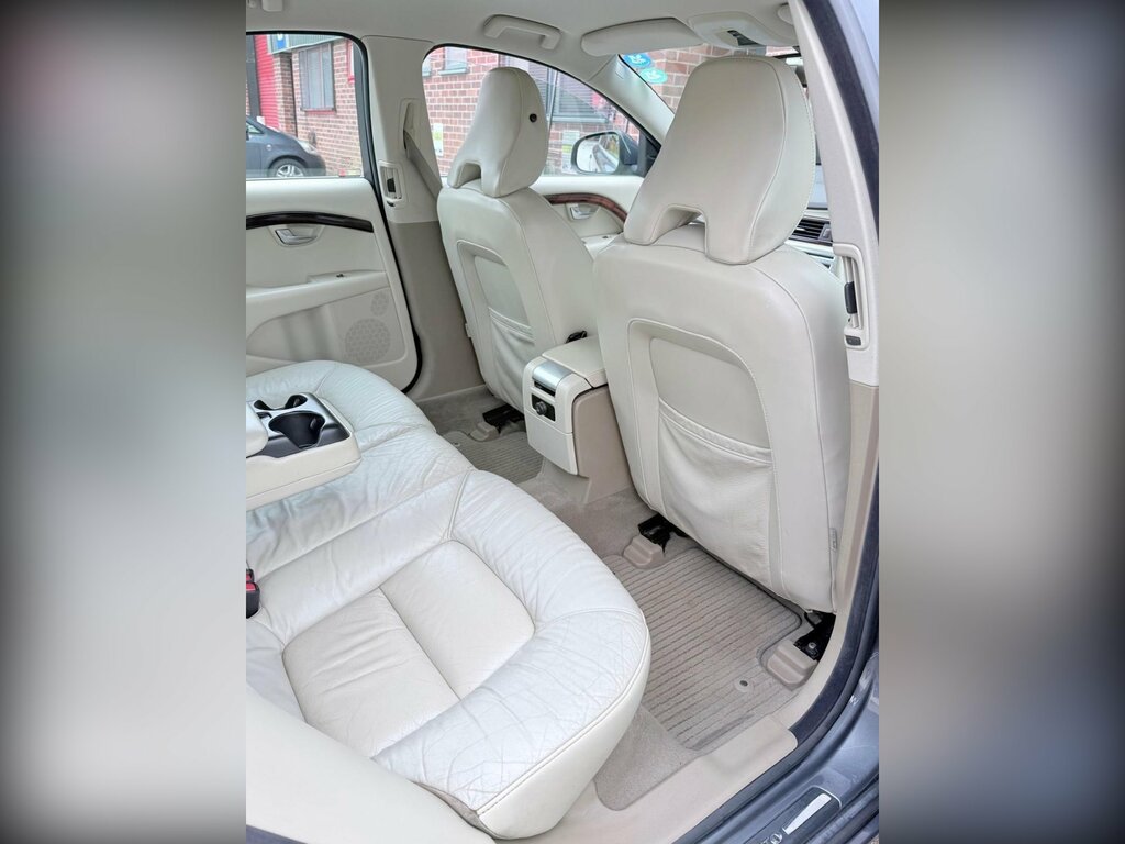 Volvo S80 Executive V8 Awd White #38
