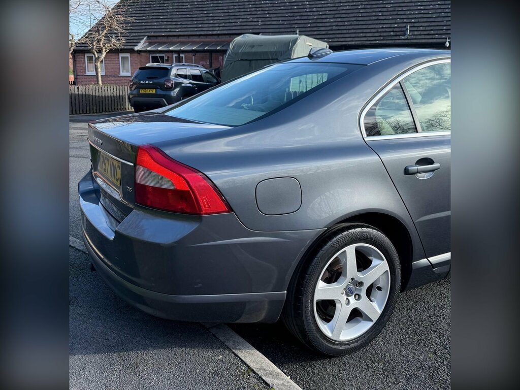 Volvo S80 Executive V8 Awd White #59