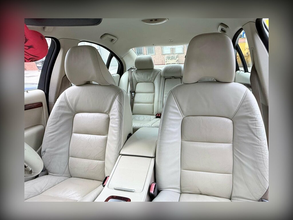 Volvo S80 Executive V8 Awd White #10