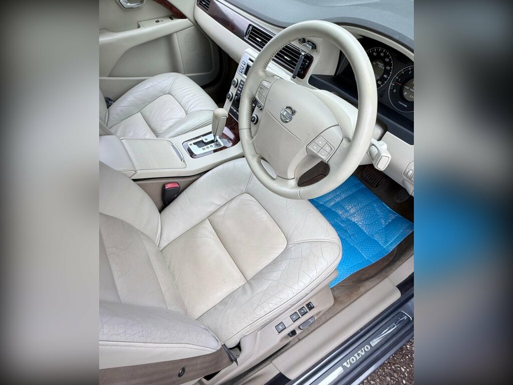 Volvo S80 Executive V8 Awd White #31