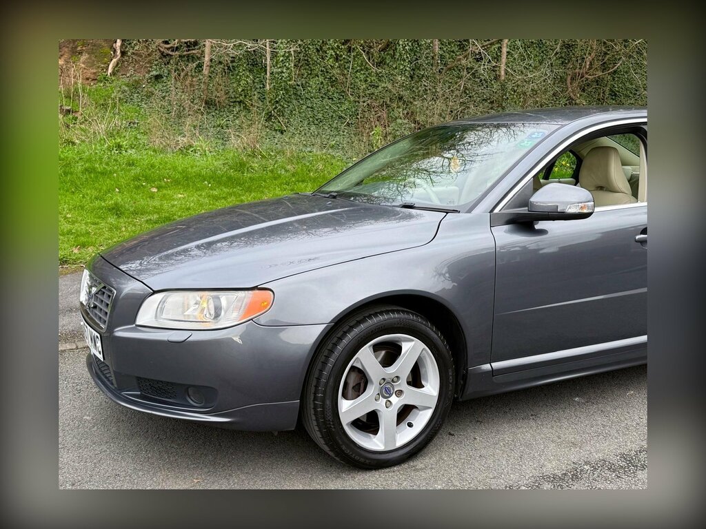Volvo S80 Executive V8 Awd White #72
