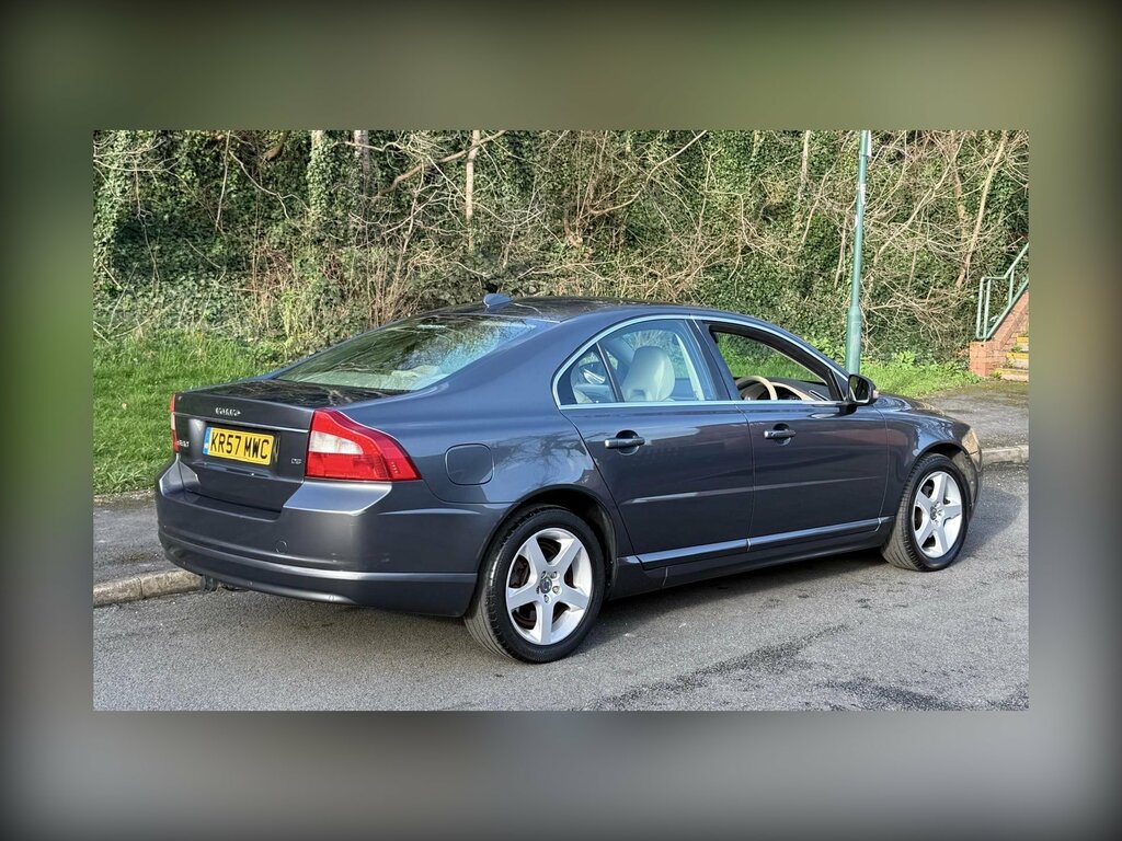 Volvo S80 Executive V8 Awd White #58