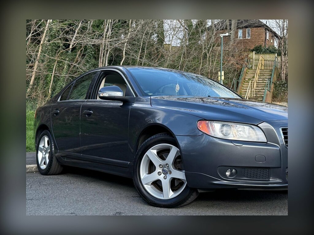 Volvo S80 Executive V8 Awd White #65