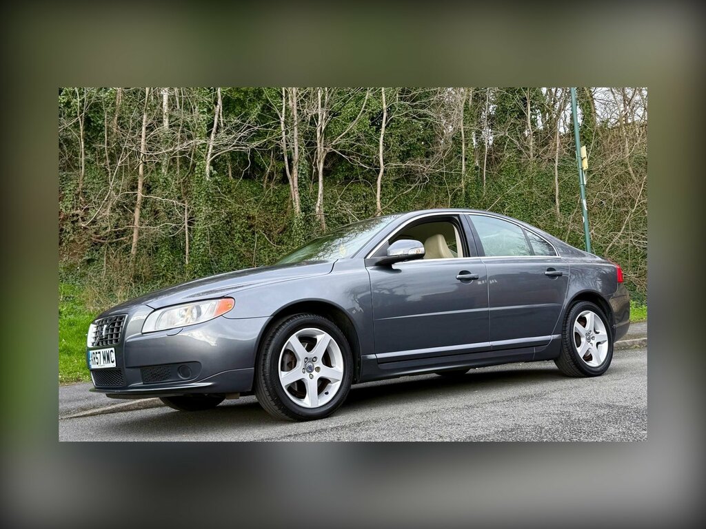 Volvo S80 Executive V8 Awd White #70