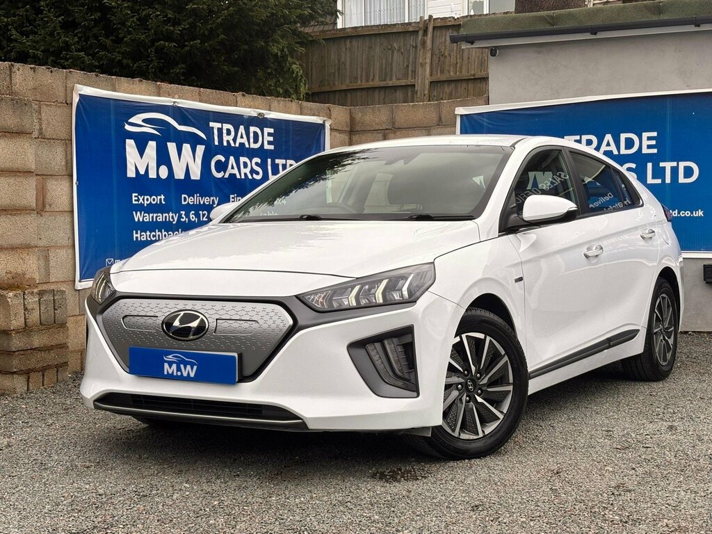 Hyundai Ioniq 38.3Kwh Premium White