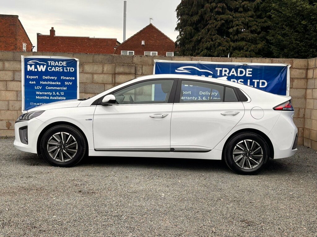 Hyundai Ioniq 38.3Kwh Premium S111ROR White #4