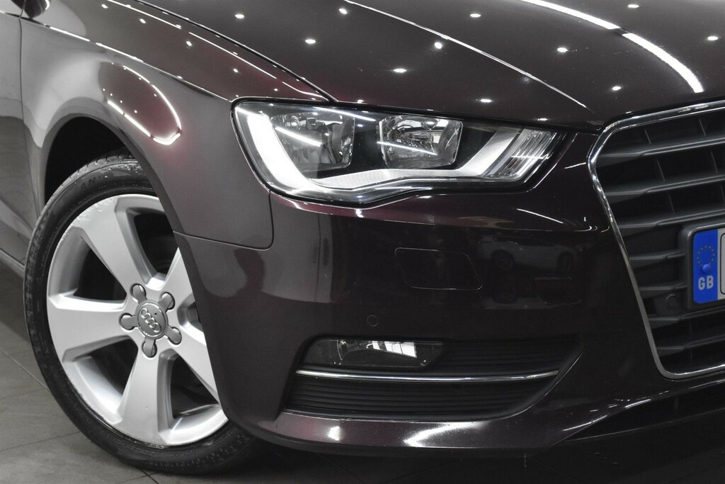 Audi A3 2.0 Tdi Se S Tronic Euro 5 Ss Red #6