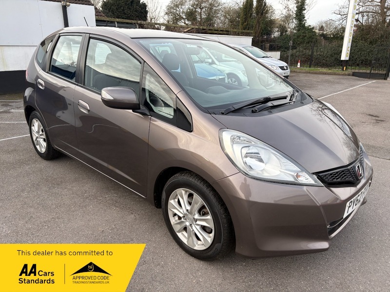 Honda Jazz I-vtec Es Brown