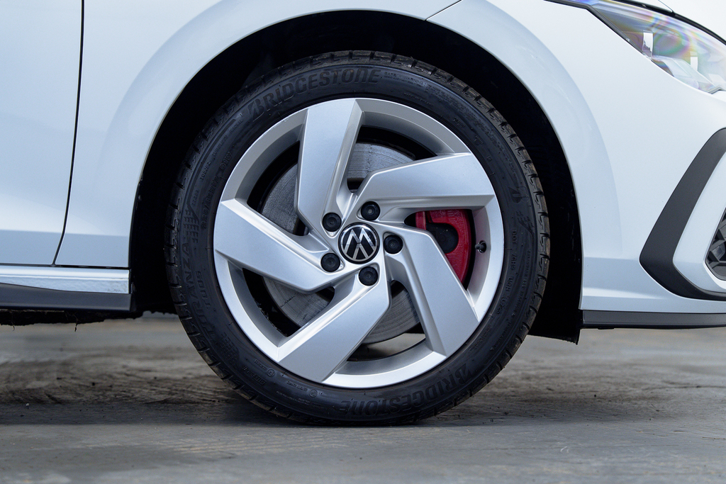 Volkswagen e-Golf Hybrid BW23WWX White #2