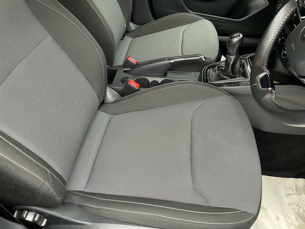 Skoda Fabia 1.0 Tsi Colour Edition Euro 6 S S HG22LNJ Grey #4