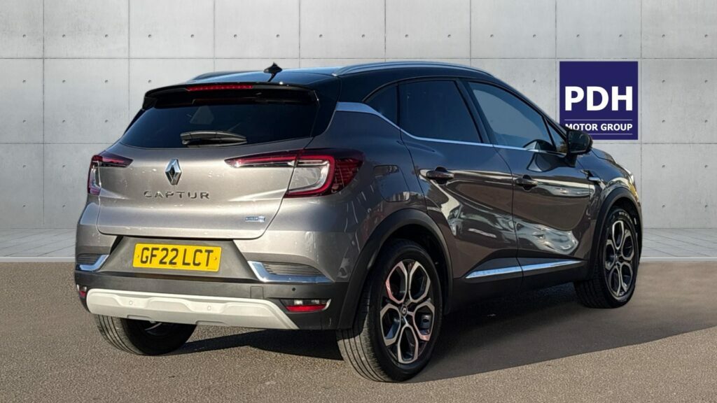 Renault Captur 1.6 E-tech Hybrid 145 Se Edition GF22LCT Black #3
