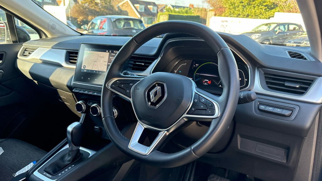 Renault Captur 1.6 E-tech Hybrid 145 Se Edition GF22LCT Black #6