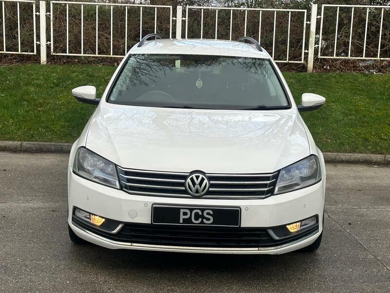 Volkswagen Passat 2.0 Tdi Bluemotion Tech Highline Euro 5 Ss AE63SVU White #5