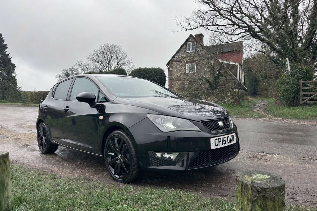 Seat Ibiza 1.2 Tsi Fr Black Hatchback Black