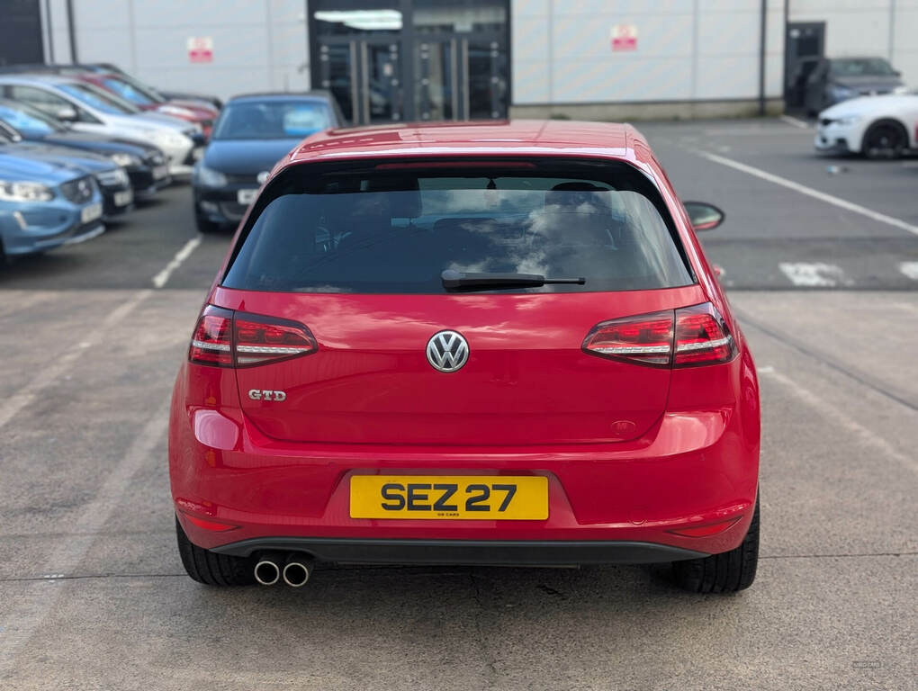 Volkswagen Golf 2.0 Tdi Gtd YM64ORG Red #6