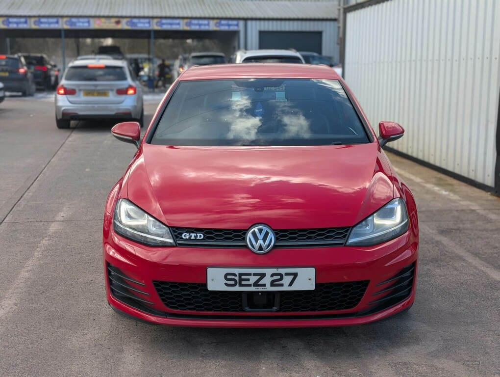 Volkswagen Golf 2.0 Tdi Gtd YM64ORG Red #3