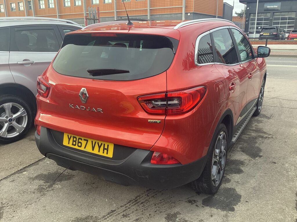 Renault Kadjar 1.5 Dci Dynamique S Nav Suv Euro YB67VYH Red #4