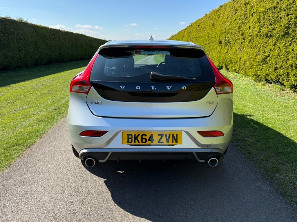 Volvo V40 D3 R Design BK64ZVN #6