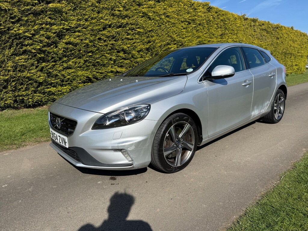 Volvo V40 D3 R Design BK64ZVN #3