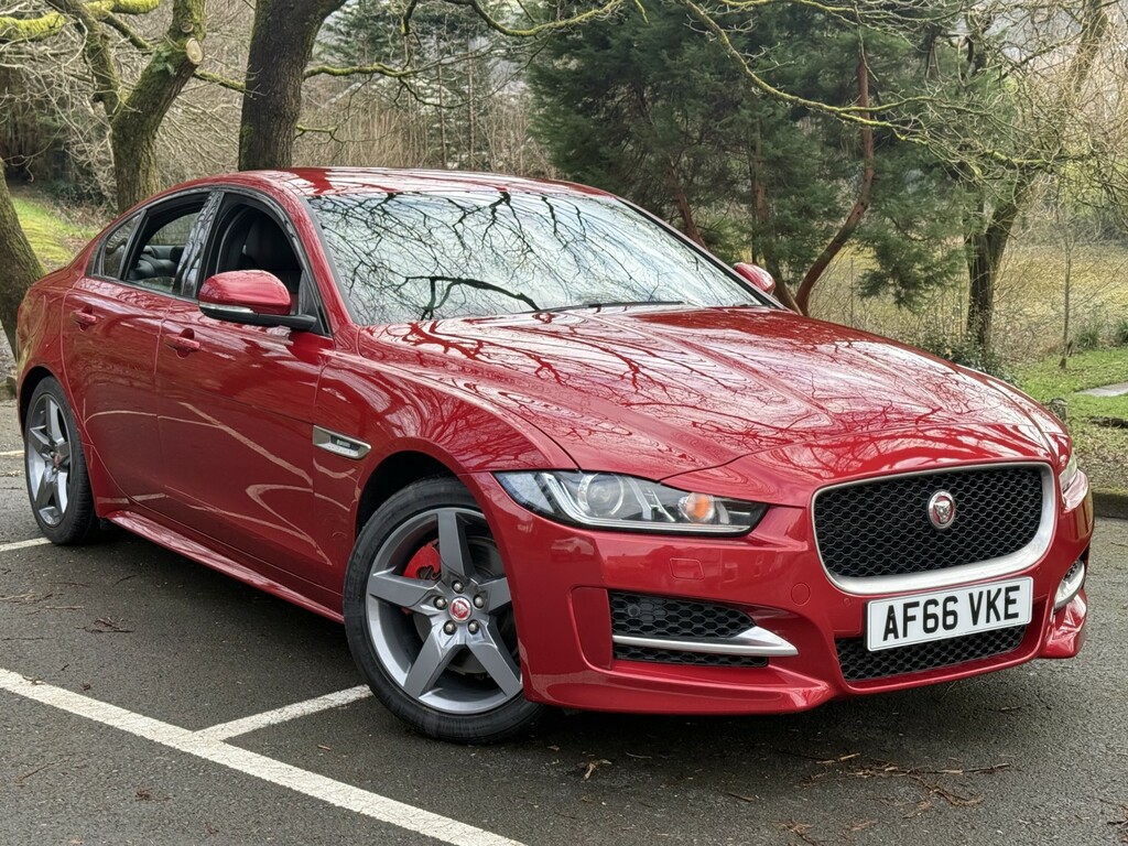 Jaguar XE Saloon 2.0 Gtdir-sport 240Cam-meridian-xenon-fsh AF66VKE Red #2
