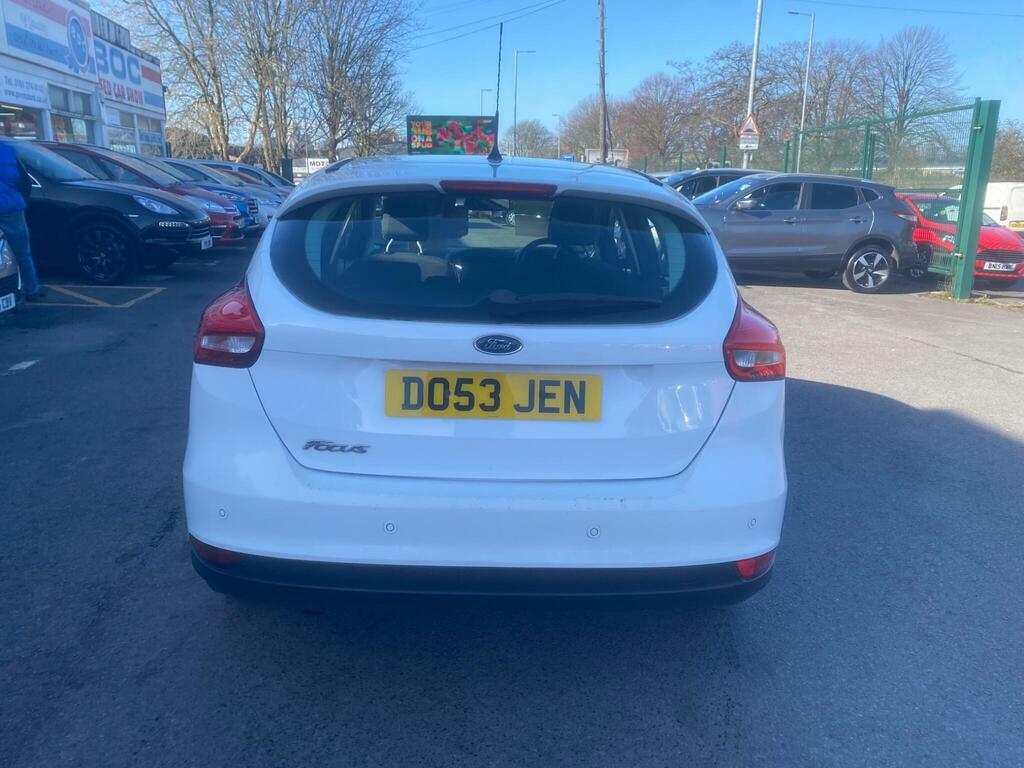 Ford Focus 1.6 Tdci Titanium Euro 5 Ss DO53JEN White #4