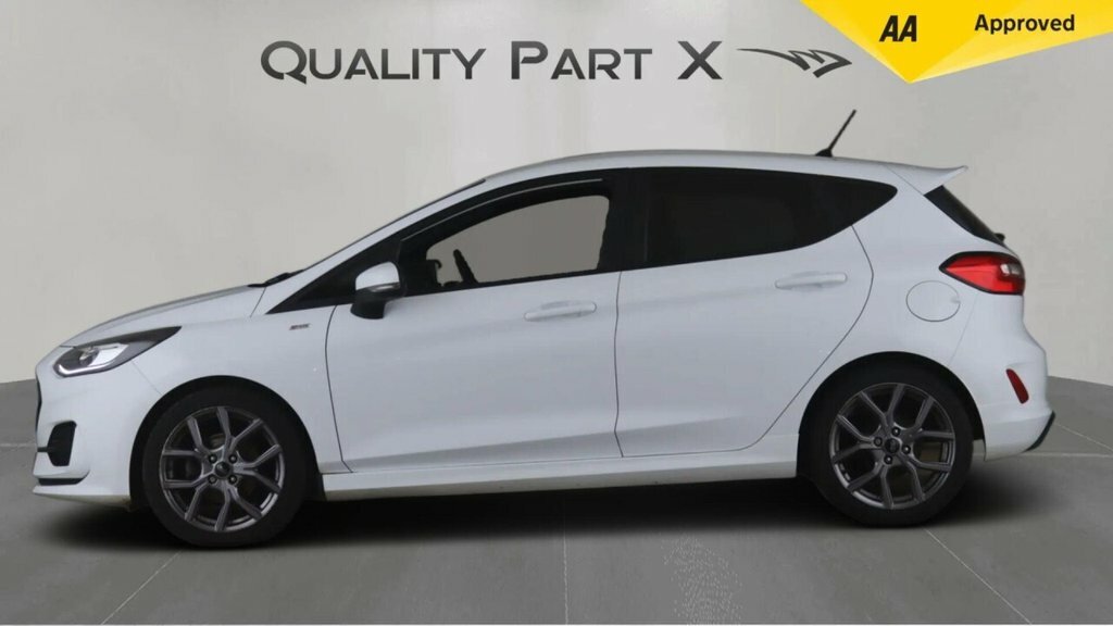 Ford Fiesta Hatchback YF73KYA White #4