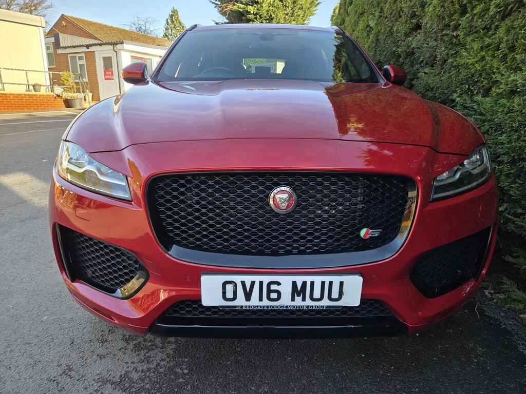 Jaguar F-Pace Suv 3.0 D300 V6 S 2016 OV16MUU Red #3