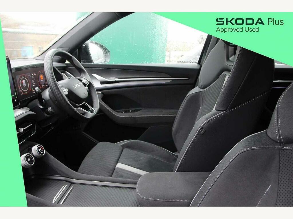 Skoda Kodiaq 2025 1.5 Tsi E-tec Sportline Dsg 7 Seat KN75GNX Black #2