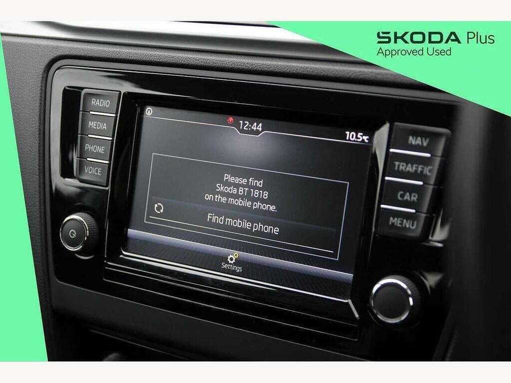 Skoda Rapid 1.0 Tsi 110Ps Se Tech Dsg Spaceback 5-Dr Grey #17