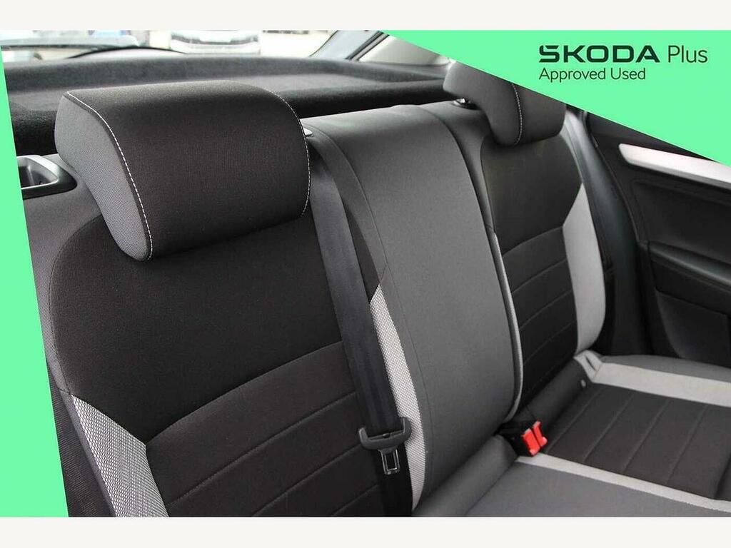 Skoda Rapid 1.0 Tsi 110Ps Se Tech Dsg Spaceback 5-Dr Grey #12