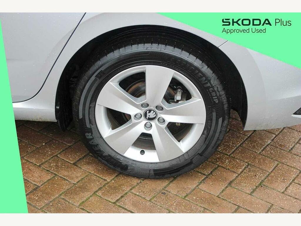 Skoda Scala 2025 1.0 Tsi 95 Se Edition SH25JVY Silver #5