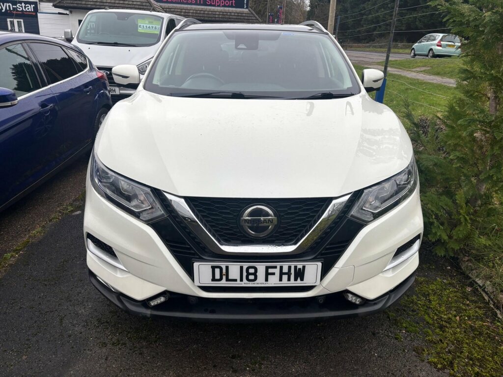 Nissan Qashqai 1.5 Dci N-connecta Euro 6 Ss DL18FHW White #2