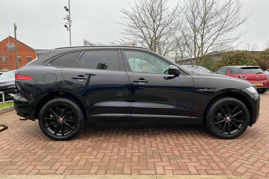 Jaguar F-Pace 2.0D 180 Chequered Flag Awd BV70GHH Black #4