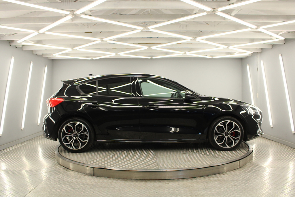 Ford Focus Hatchback Black