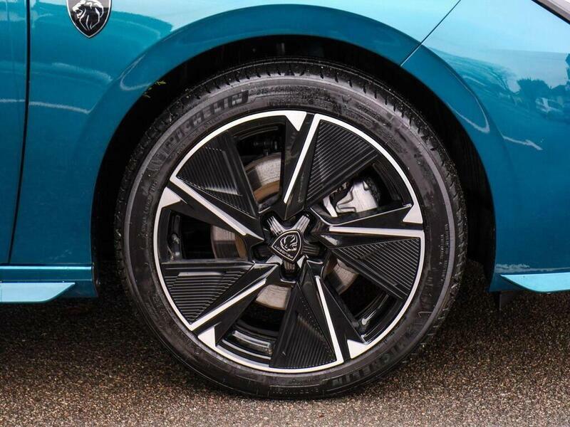 Peugeot 308 54Kwh Gt Hatchback 156 Ps BF75OWX Blue #4