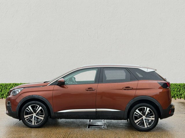 Peugeot 3008 1.2 Puretech Allure Suv Euro 6 Brown #4