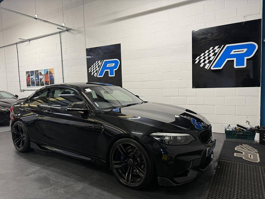 BMW M2 I