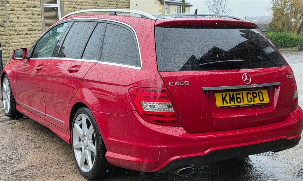 Mercedes-Benz C Class 2.1 Cdi Blueefficiency Sport Edition 125 G-tronic KM61GPO Red #4