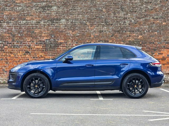 Porsche Macan 2.0T Suv Pdk 4Wd Euro 6 Ss 265 Ps AK22VJX Blue #2